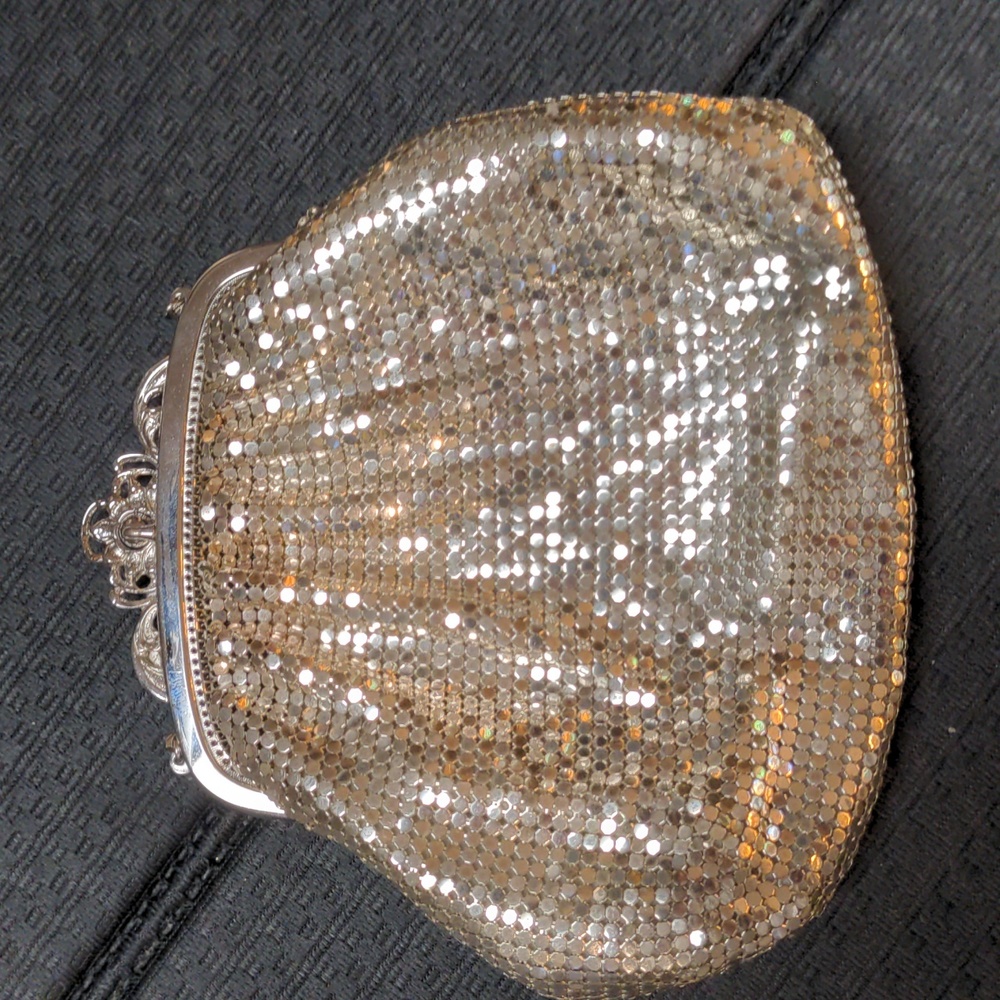 WHITING and DAVIS Cocktail Bag in Silver - Picture 2 of 10
